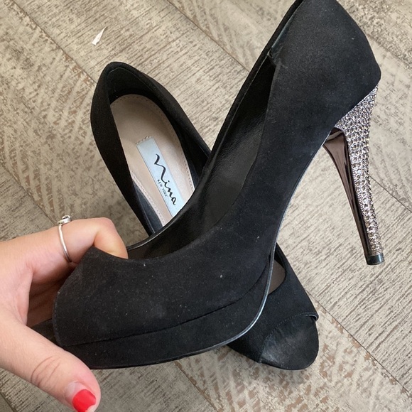 Nina New York Pumps Open Toe Heels Studded Jeweled Black Suede - Picture 8 of 14
